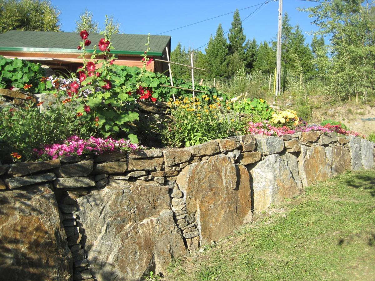 Wild Nature B&B Kelowna Bagian luar foto