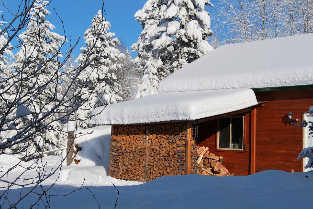 Wild Nature B&B Kelowna Bagian luar foto